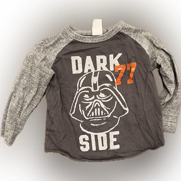 Junk Food Boys Darth Vader long sleeve tee in size 2T excellent condition - Picture 1 of 1